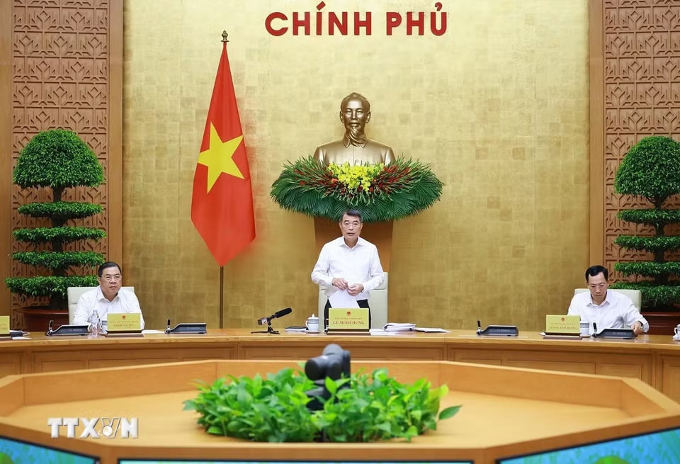 Thủ tướng: Tập trung các giải pháp, phấn đấu đạt mục tiêu tăng trưởng hai con số