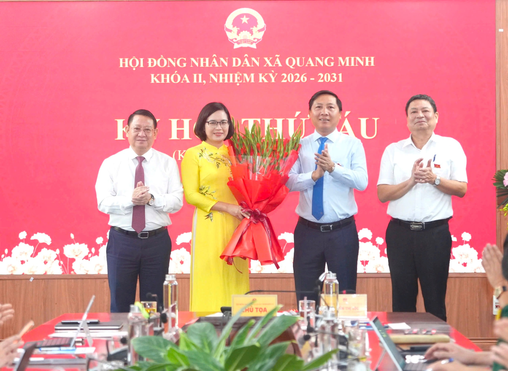 Đồng chí Nguyễn Thị Ngọc Hà được bầu giữ chức Chủ tịch HĐND xã Quang Minh