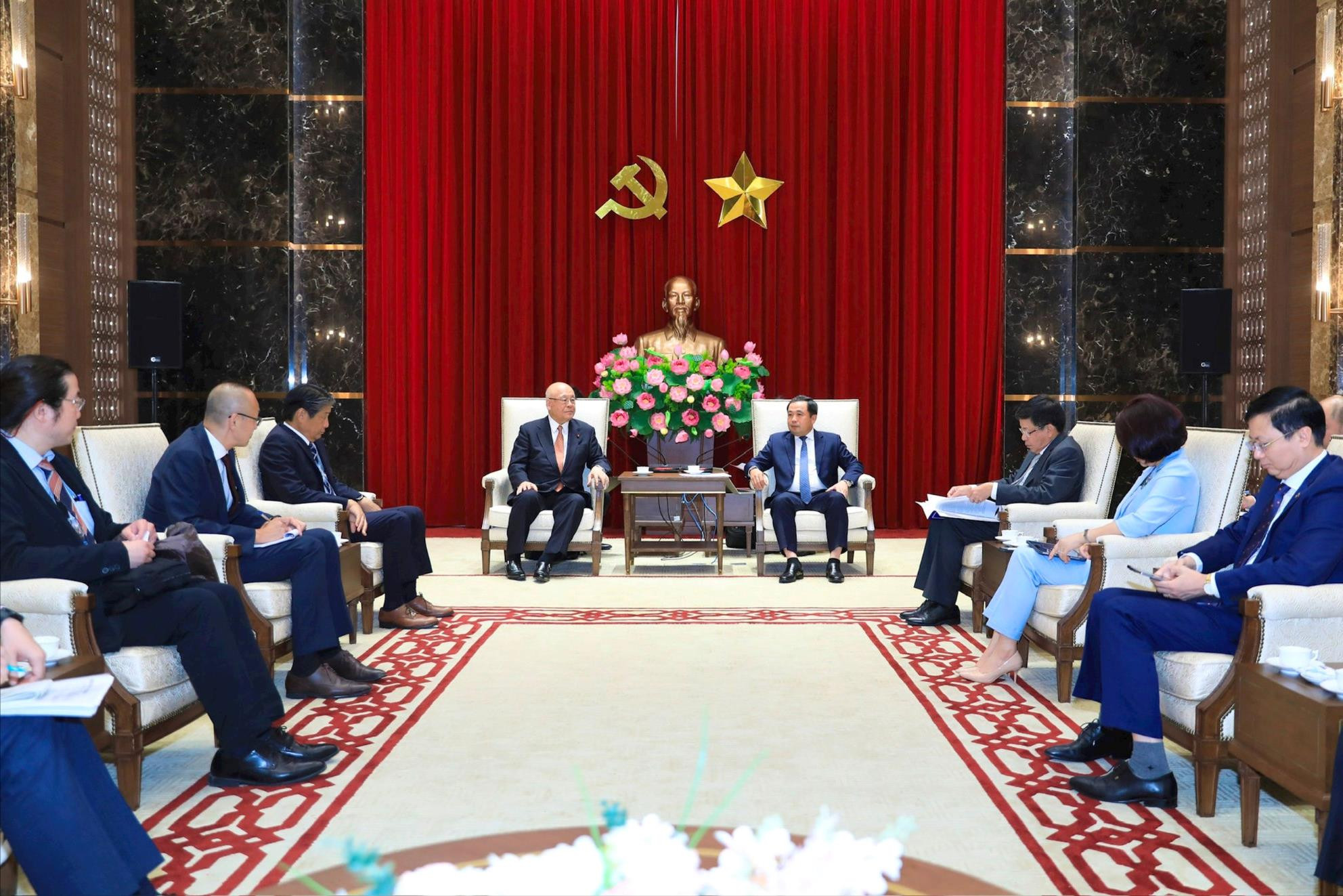 Hà Nội ủng hộ các sáng kiến phát triển Trường Đại học Việt – Nhật