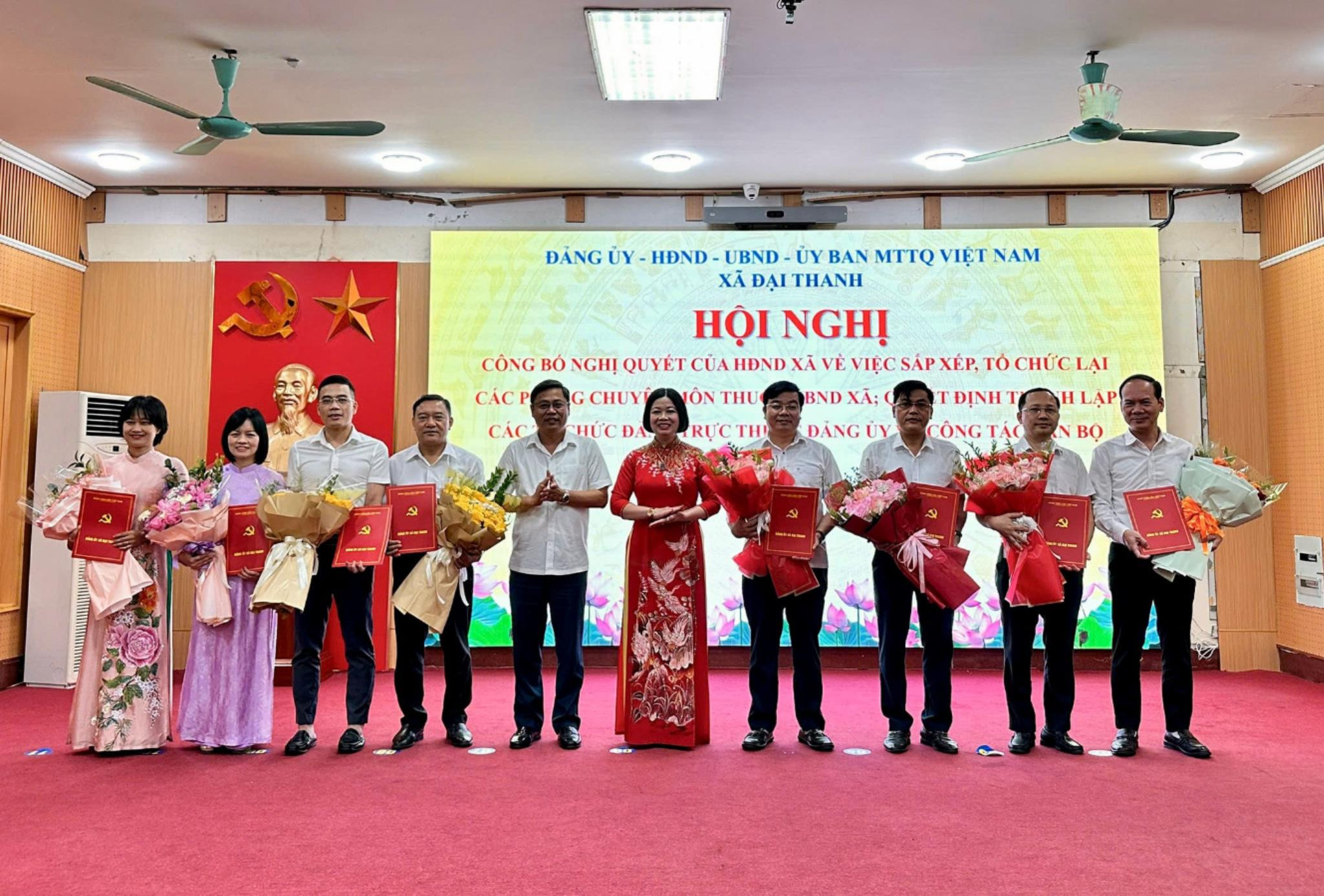 Xã Đại Thanh kiện toàn tổ chức Đảng, sắp xếp các phòng chuyên môn